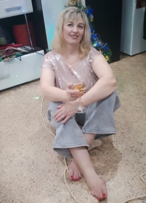 Лариса из Канска 52 года