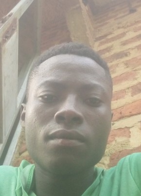 King benda, 18, Uganda, Kampala