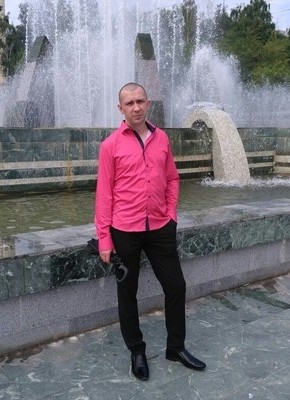 Дмитрий, 38, Россия, Нижний Тагил
