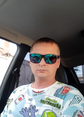 Максим, 38, Россия, Омск