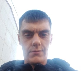 Oleg, 31, Omsk