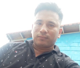 José, 36, Barcelona