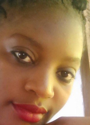 Sophiaswalehe, 23, Tanzania, Dar es Salaam