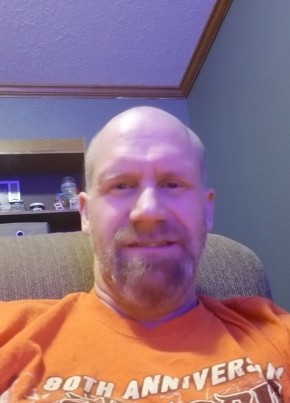 Greg, 48, United States of America, Minot