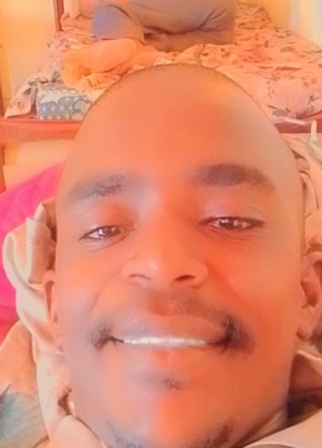 غسان تاج السر из Seattle 24 года