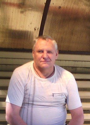 Олег, 64, Россия, Гусев