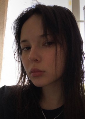 Алина из Таганрога 22 года