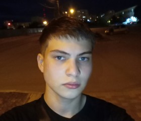 Lev, 18, Astrakhan