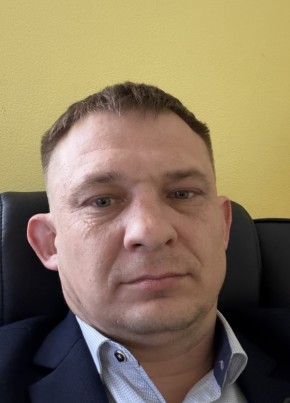 Максим из Володарския 39 лет