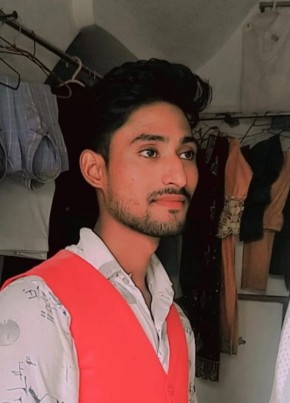 Rahman Bhai, 19, India, Agra