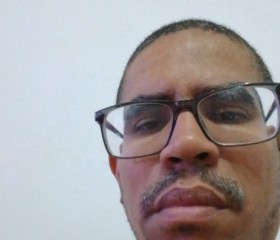 Igor, 45, Salvador