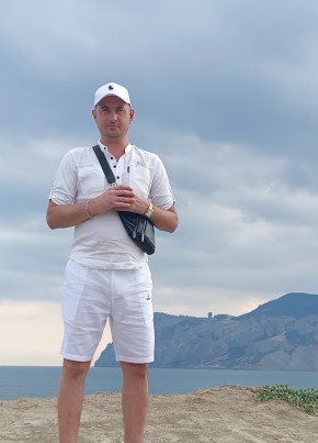 Александр из Горловки 43 года