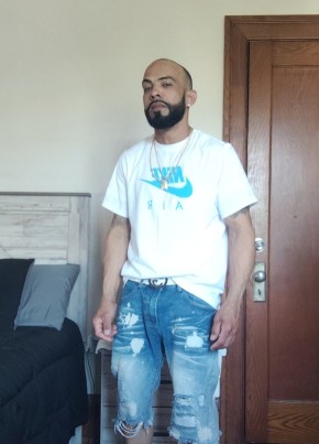 Daniel из Philadelphia 42 года