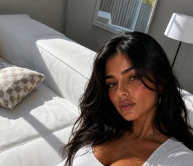 Valeria Vale, 25, Los Angeles