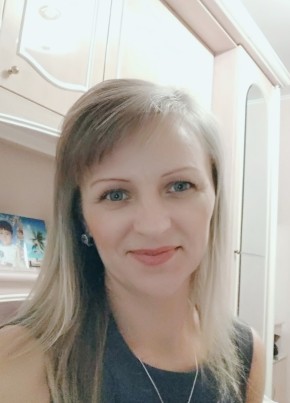 Марина из Хабаровска 48 лет
