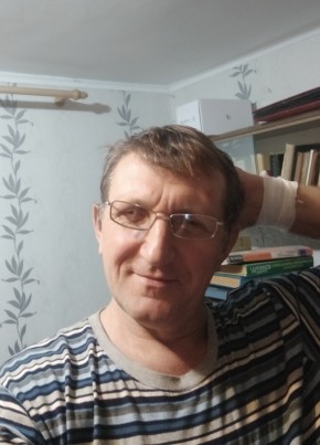 Олег, 59, Россия, Шебекино