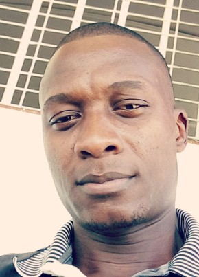 Ulrich, 40, République Gabonaise, Libreville