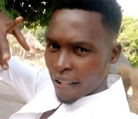 Dominic SH, 29, Wukari