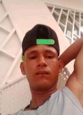 Adrian Eduardo, 25, República de Colombia, Yumbo