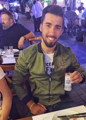 barış kurtoğlu, 32, Türkiye Cumhuriyeti, İstanbul
