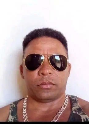Juselino из Governador Valadares 42 года