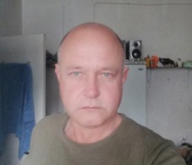 Василий, 56 лет, Геленджик