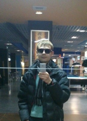 Илья, 36, Россия, Челябинск