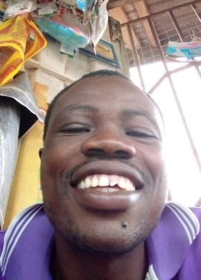 Raymond, 38, Ghana, Akwatia