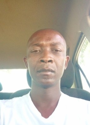 Ihani Majaye, 39, Botswana, Francistown