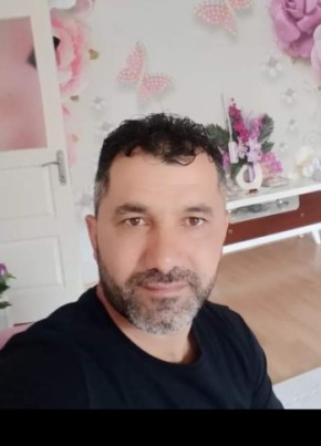 Arif Diri, 43, Türkiye Cumhuriyeti, Bursa