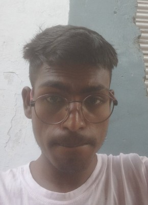 Abni, 18, India, Siliguri
