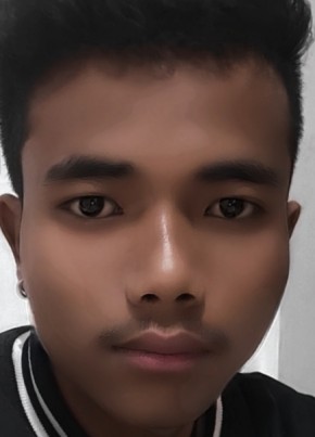 Raj Hajong, 18, India, Nongstoin