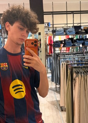 Yusif из Bakı 19 лет