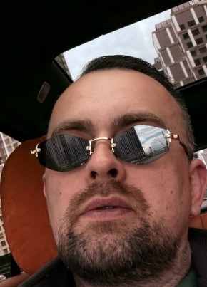 Viktor, 39, Russia, Moscow