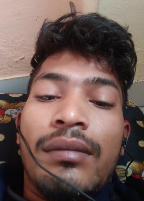 Pawar, 23, India, Alandi
