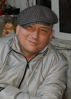 Илья, 46, Россия, Семикаракорск