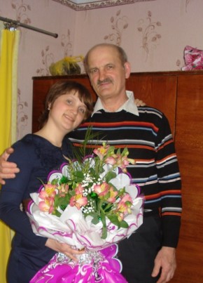 Виктор, 72, Україна, Кременчук