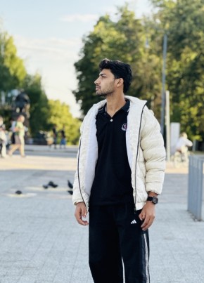 Sam из Москвы 23 года