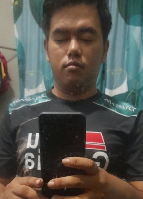 Amie из Putrajaya 28 лет