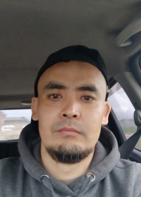 Денис Жаныбеков, 32, Кыргыз Республикасы, Бишкек