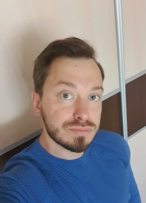 Илья из Энгельса 37 лет