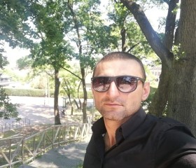 Gio, 37, Zugdidi