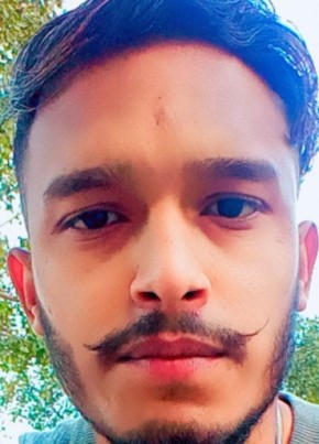Neeraj Gautam, 22, India, Delhi