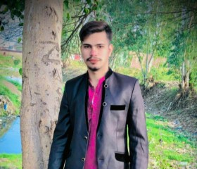 SAQIB, 20, Gujranwala