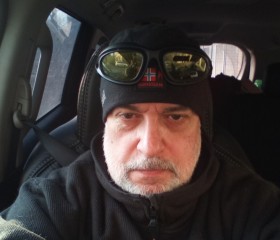 Yuriy, 59, Saint Petersburg