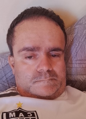 Eduardo из Patos de Minas 51 год