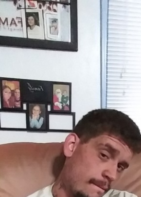 Steven, 29, United States of America, Huntington (State of West Virginia)