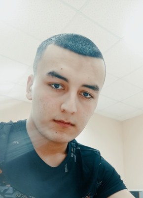 Артем, 21, Россия, Челябинск