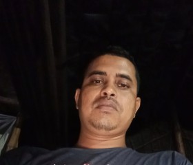 Jalil, 31, Rajshahi