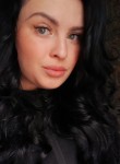 Kseniya, 27, Yekaterinburg